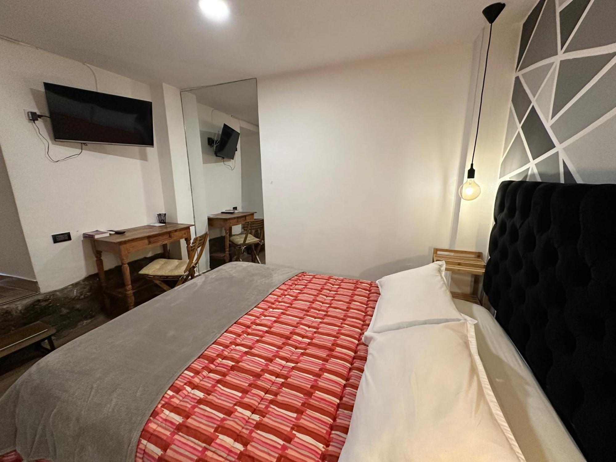 Blacky Hostel And Apartments (Adults Only) Cuzco Eksteriør bilde